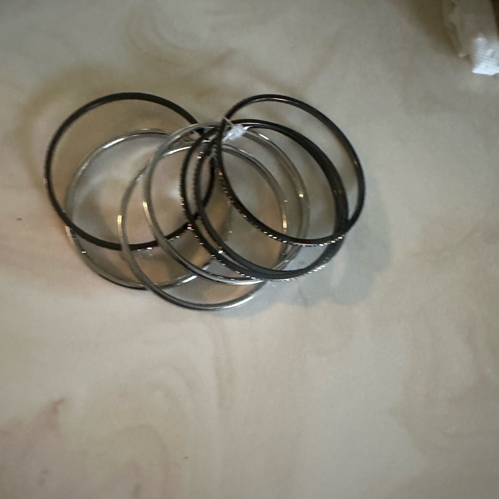 Black and Silver Bangle Set